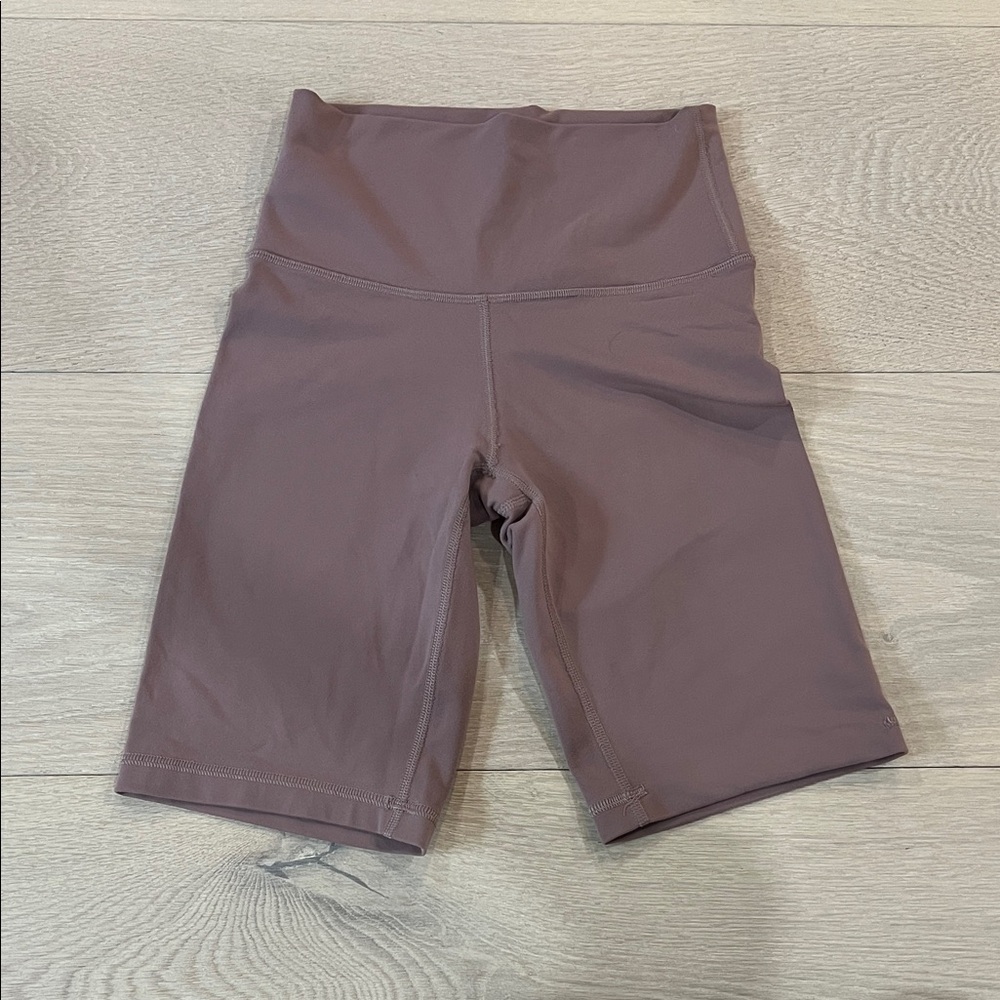 Mauve Aritzia spandex shorts
